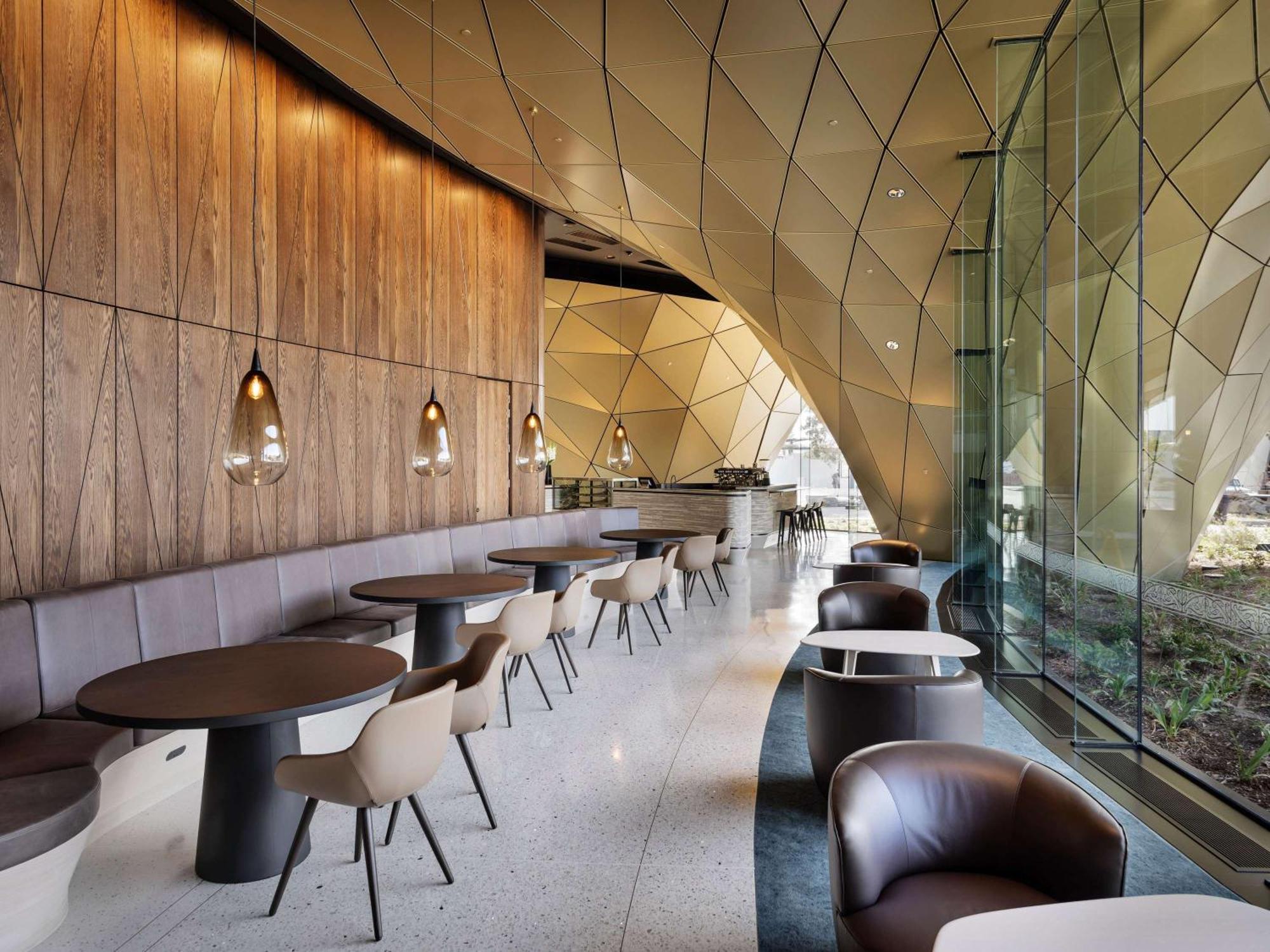 Pullman Auckland Airport Exterior foto The interior of the lounge